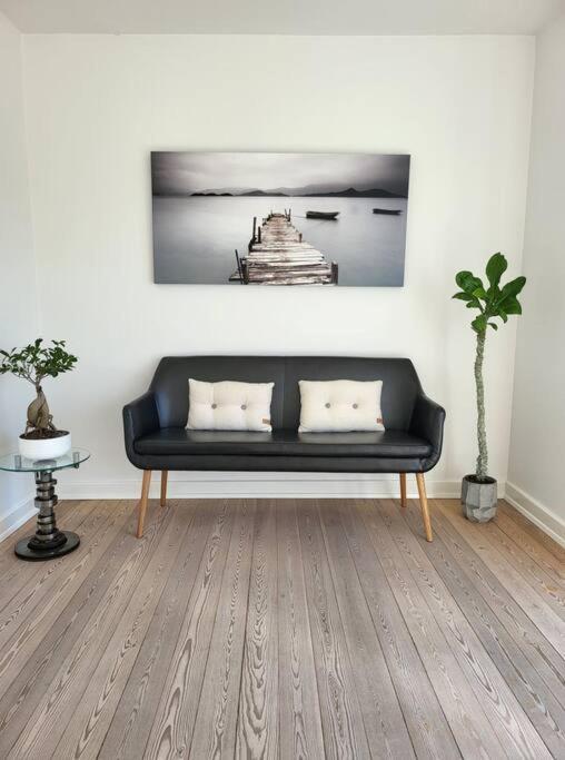 Moderne Villalejlighed Pa 110 Kvm + Stor Terrasse * Århus